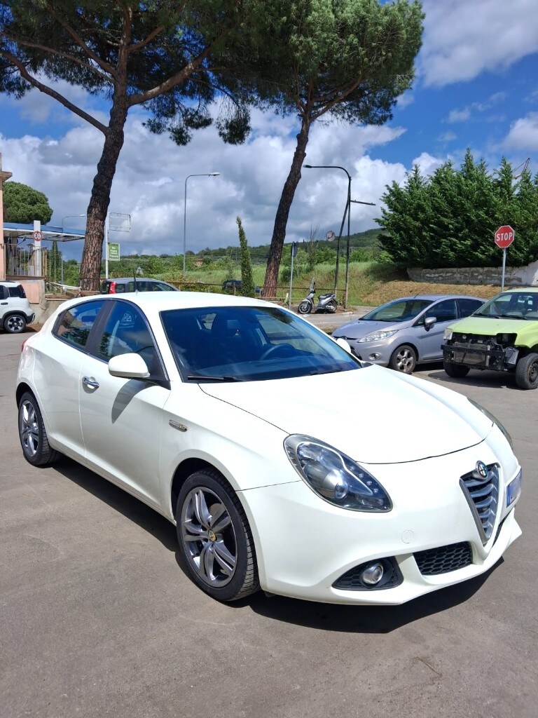 ALFA ROMEO Giulietta (2010-21) Giulietta 1.6 JTDm-2 105 CV Distinctive