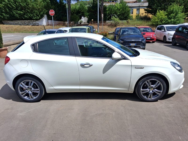ALFA ROMEO Giulietta (2010-21) Giulietta 1.6 JTDm-2 105 CV Distinctive