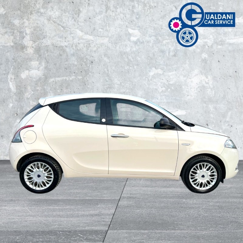 LANCIA Ypsilon 3ª serie Ypsilon 1.2 69 CV 5 porte GPL Ecochic Gold