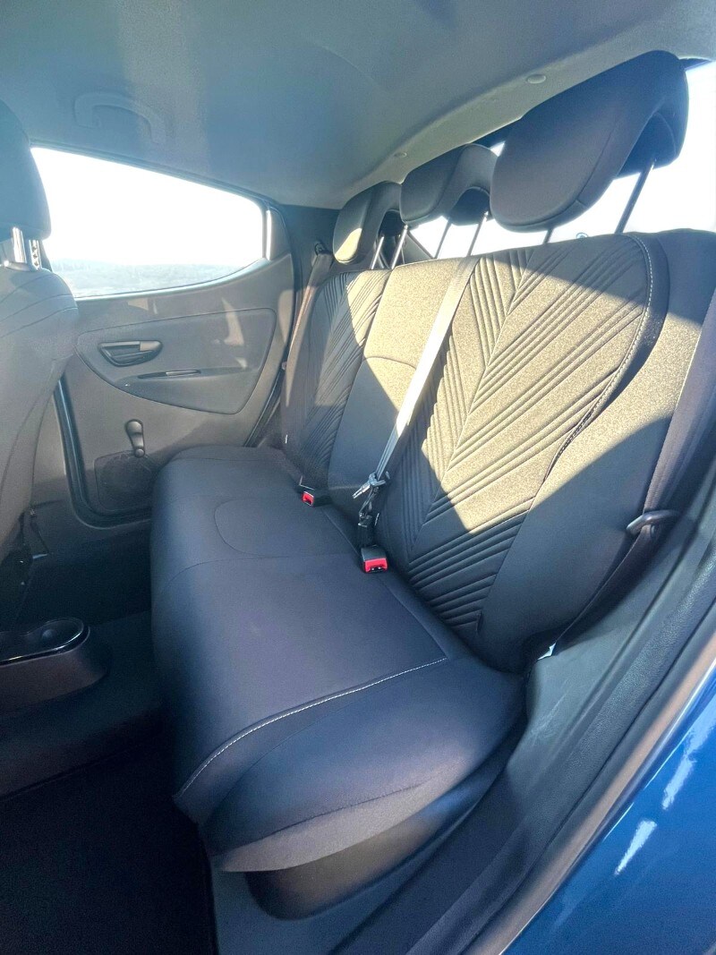 LANCIA Ypsilon 3ª serie Ypsilon 1.0 FireFly 5 porte S&S Hybrid Gold