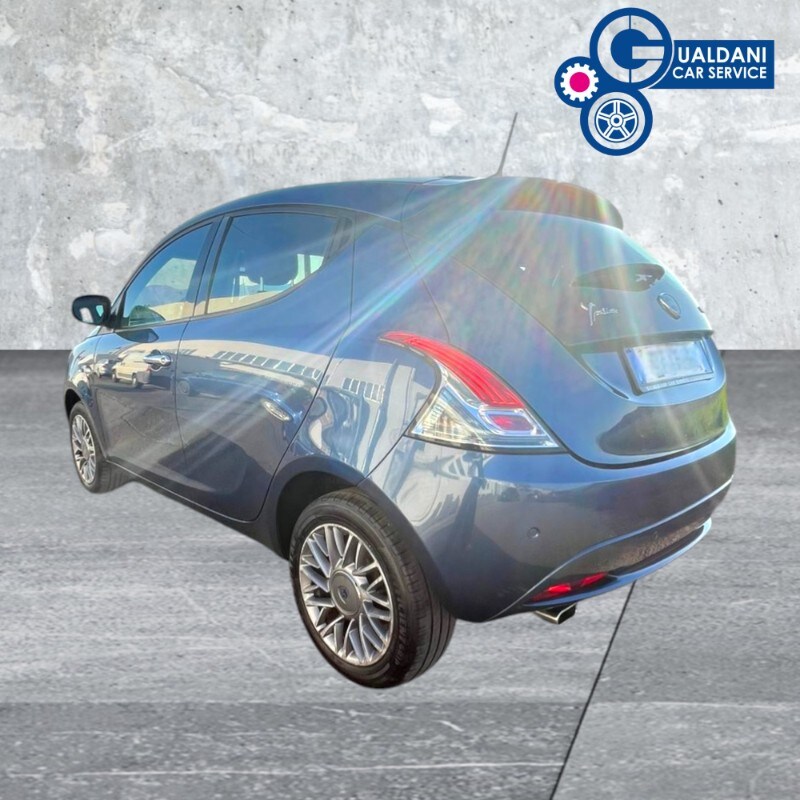 LANCIA Ypsilon 3ª serie Ypsilon 1.0 FireFly 5 porte S&S Hybrid Gold